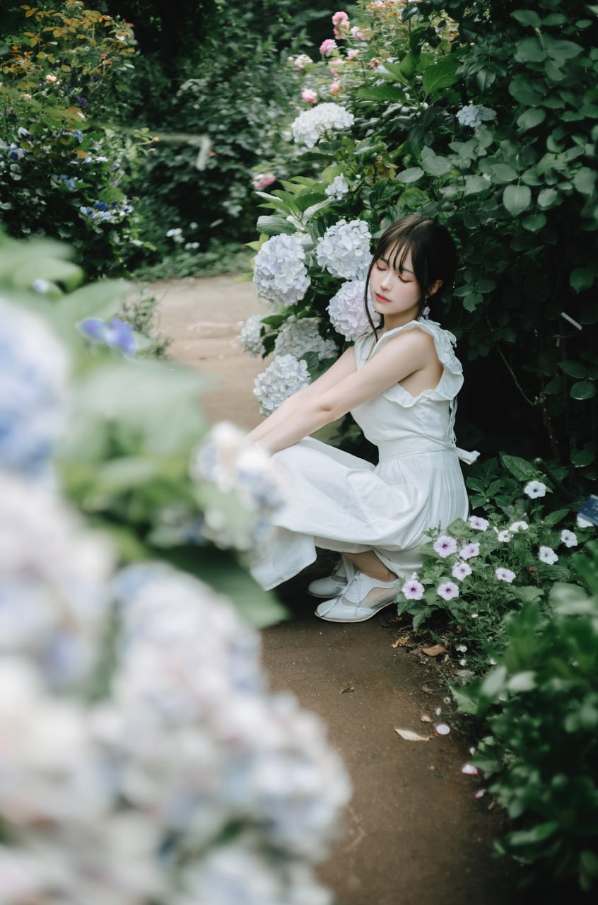 ElyEE Tử - Mùa Mưa 雨季球花 31P