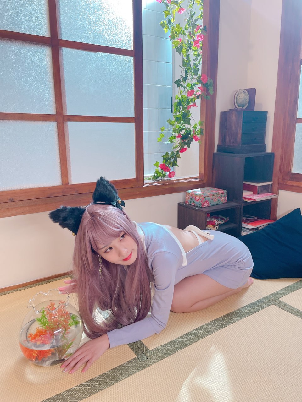 ニニル - 猫女 120P1V