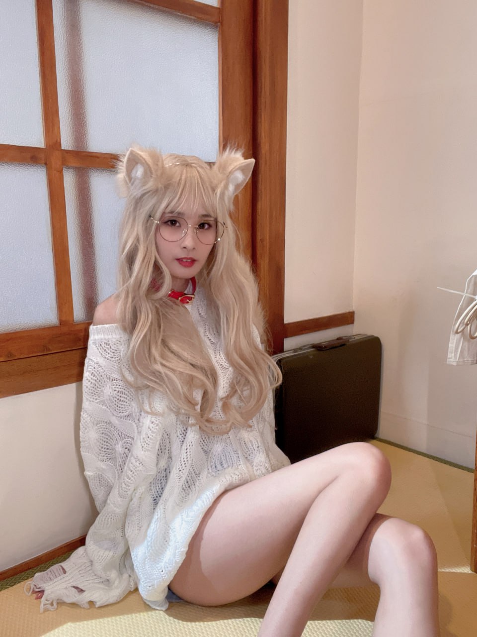 Ni Ni Ru - Cat Girl 120P1V