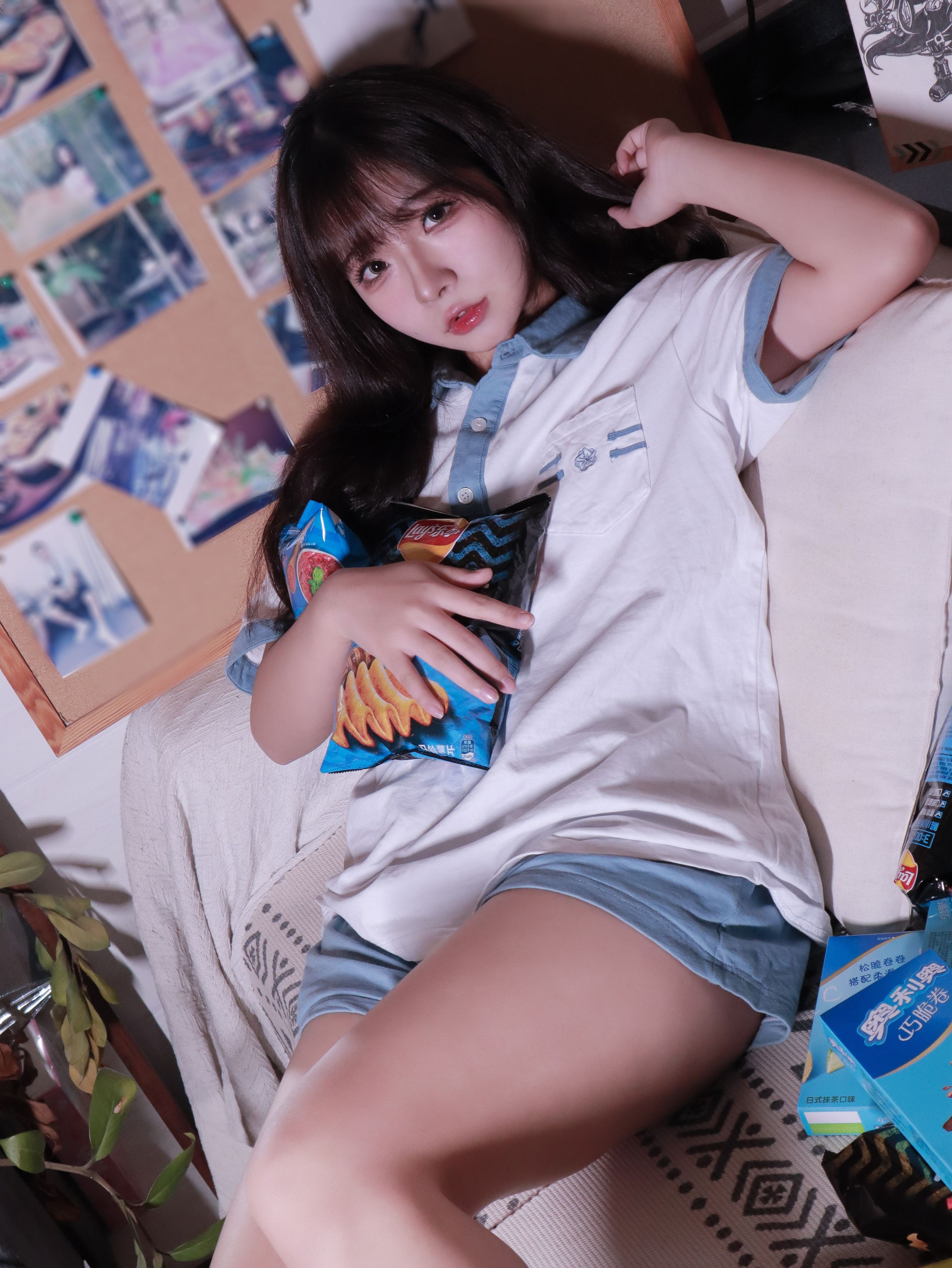 Yuuhui『青白ストライプ少女』81P成人向け写真セット