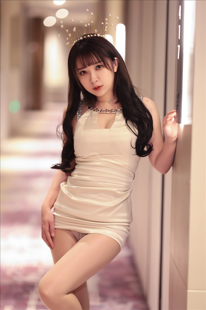 小女巫露娜 - 無內肉絲 96P
