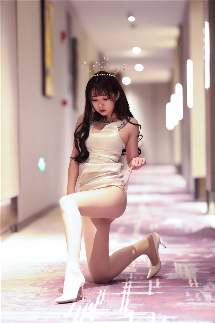 작은 마녀 루나 - 무 팬티 스타킹 96P