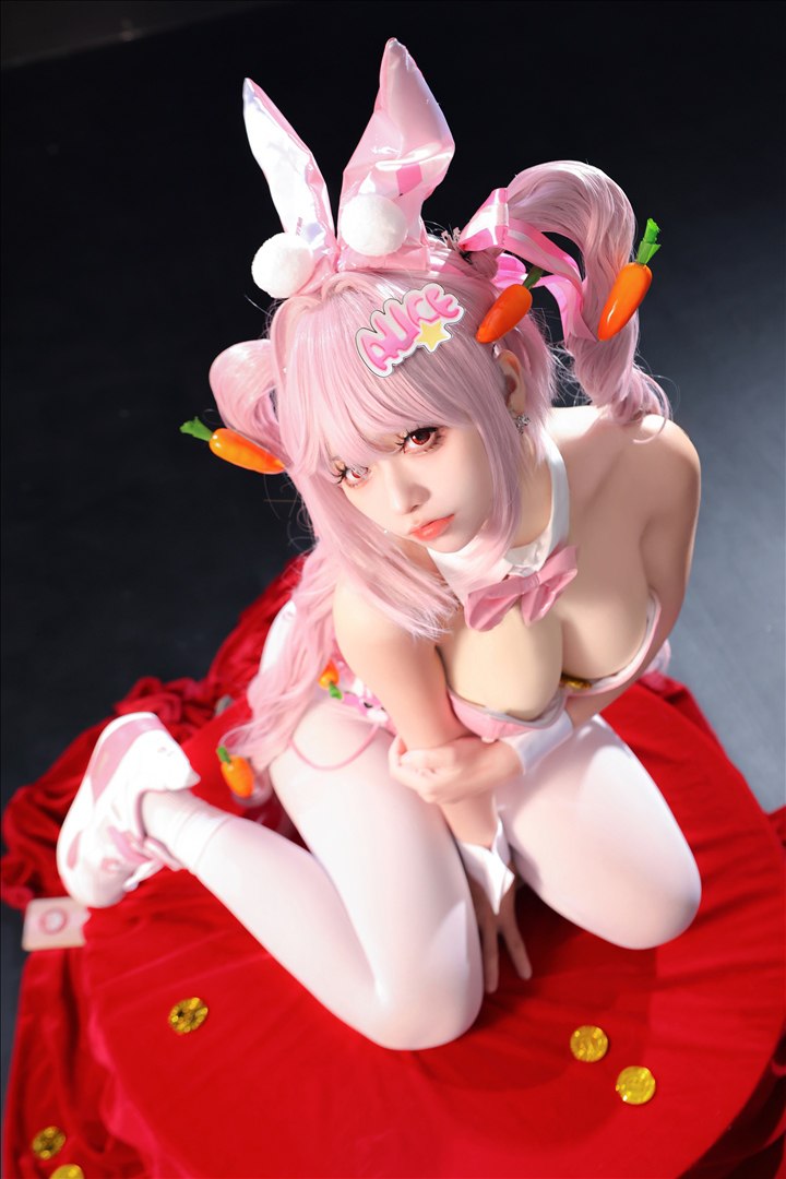 G44不會受傷 - 愛麗絲兔女郎 15P
