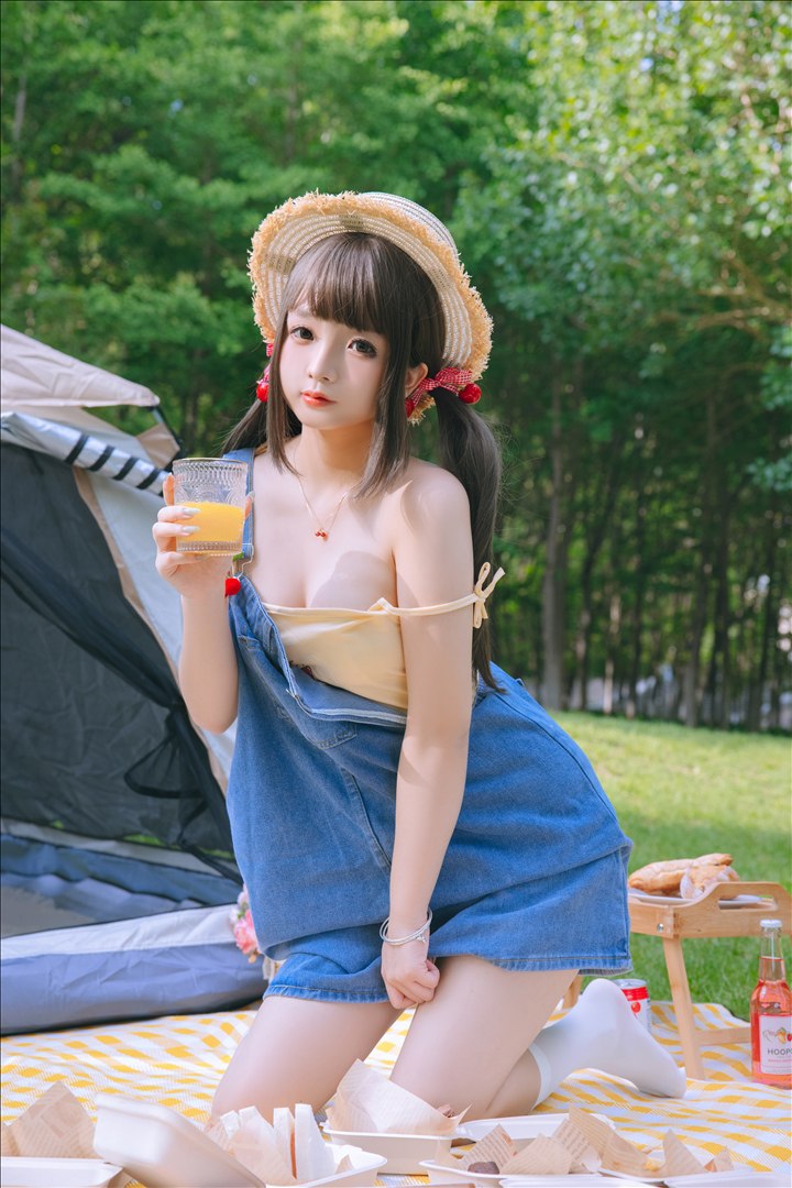 Rina Jiao - Ngày dã ngoại 200P