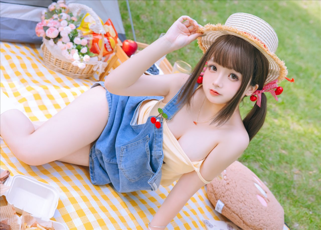 Rina Jiao - Ngày dã ngoại 200P
