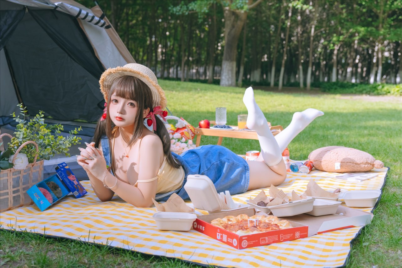 Rina Jiao - Ngày dã ngoại 200P