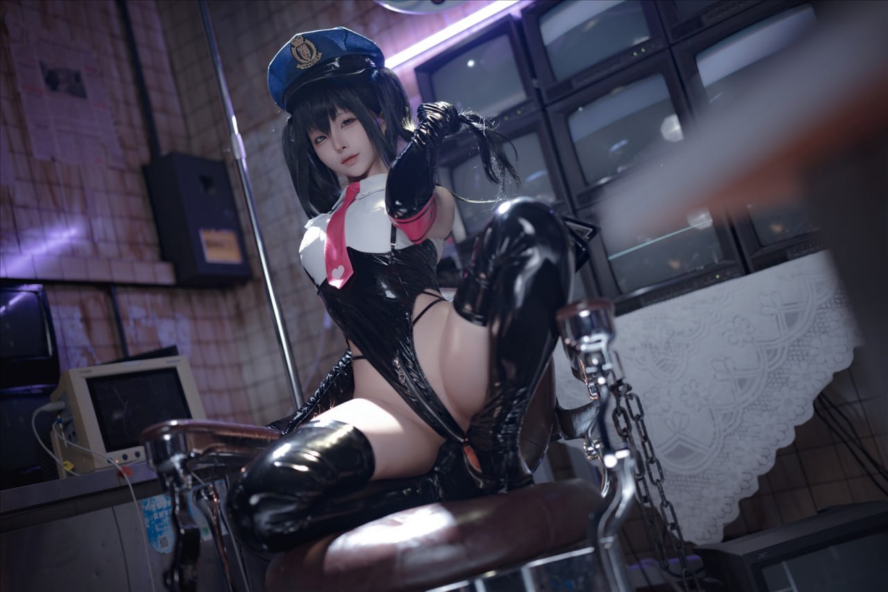 Chun Mo Mo - Saxi Policewoman 147P