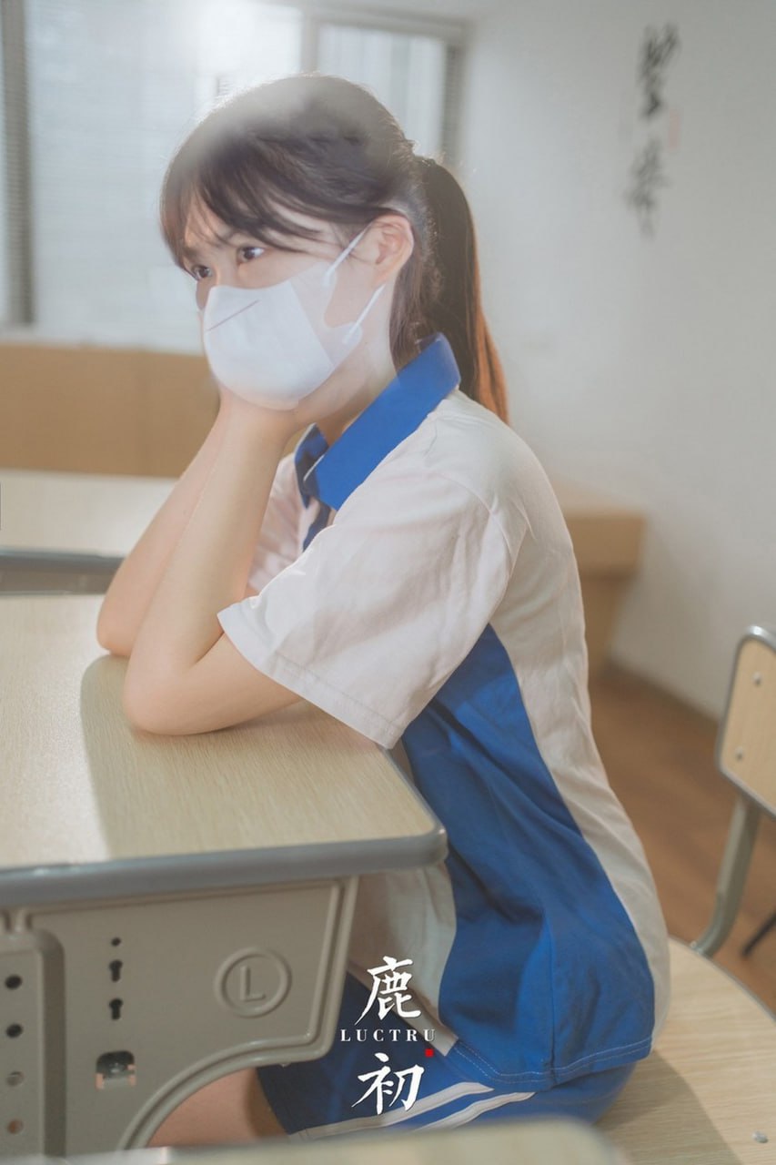 鹿初 - 教室 cosplay