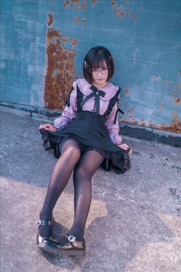 lunananya - Black Silk Landmine Girl 26P