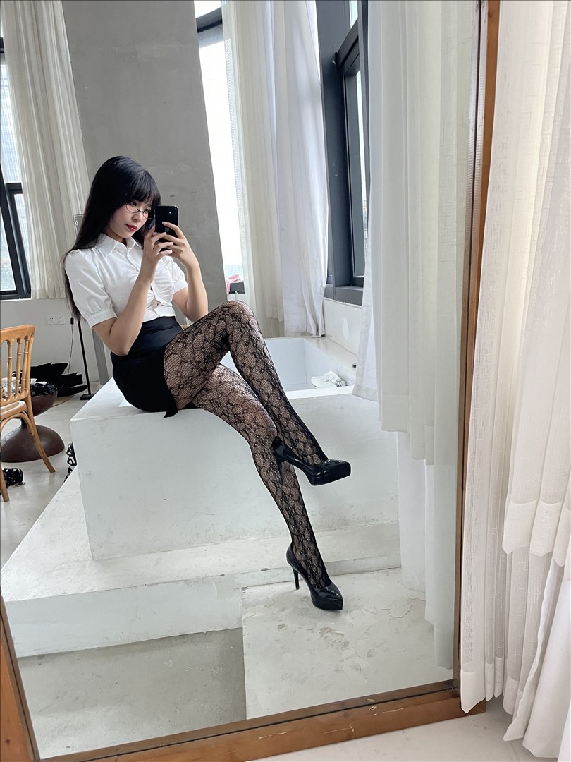 현소 선배 - 자카드 팬티스타킹 118P