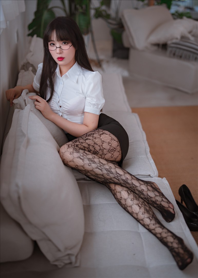 เซียนเซียวเซวี่ยเจีย - ถุงน่องลาย 118P