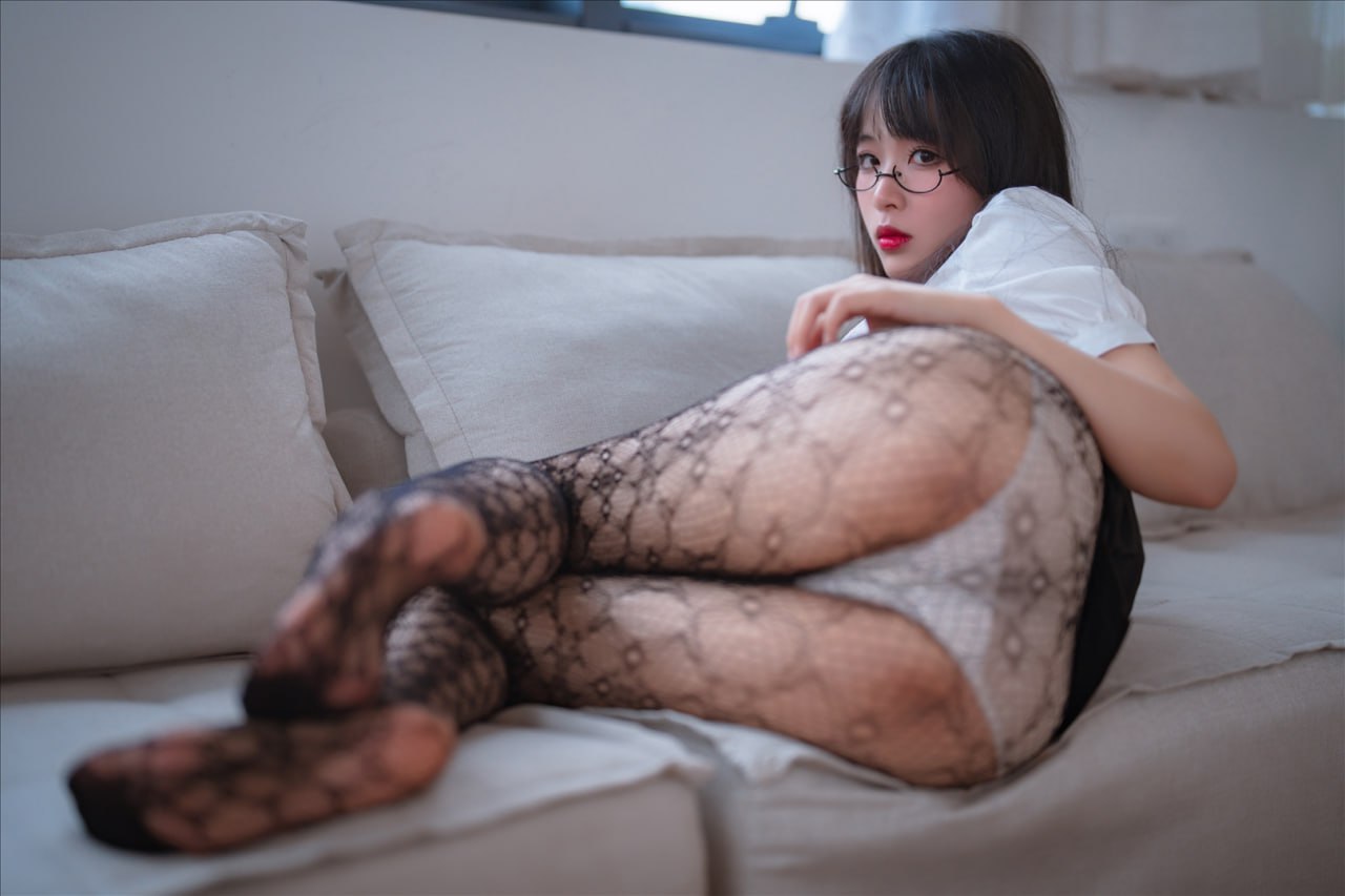 เซียนเซียวเซวี่ยเจีย - ถุงน่องลาย 118P