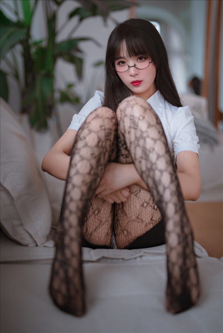เซียนเซียวเซวี่ยเจีย - ถุงน่องลาย 118P