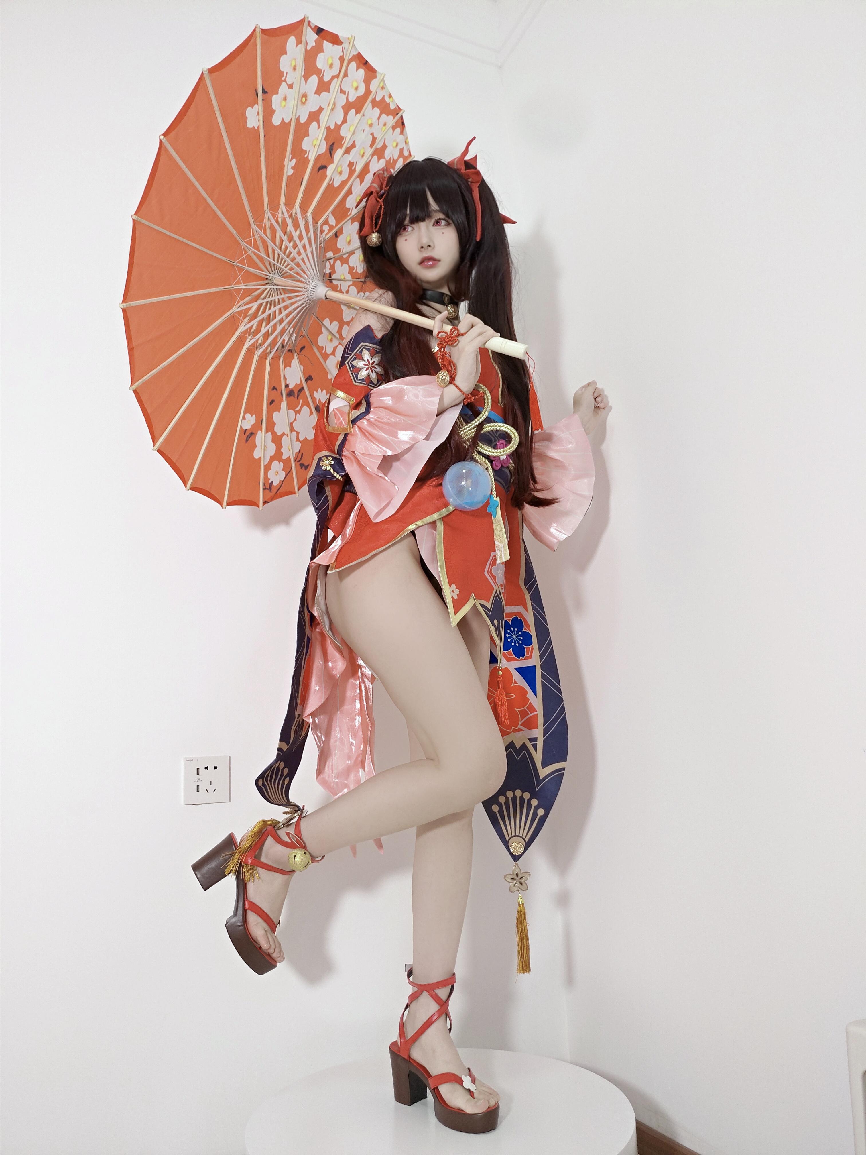 發條少女（迷之呆梨) - 花火 66P1V