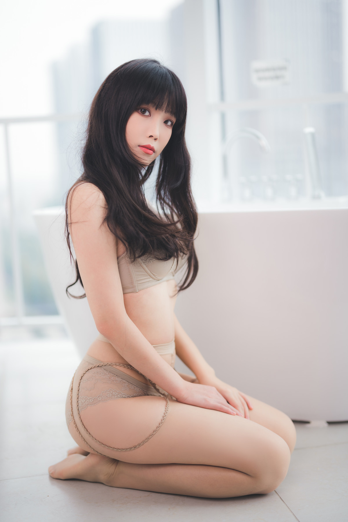 Vương Chí Tử - Áo khoác gió