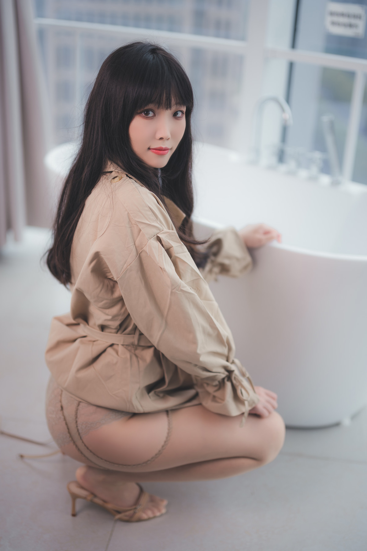 汪知子 - 風衣
