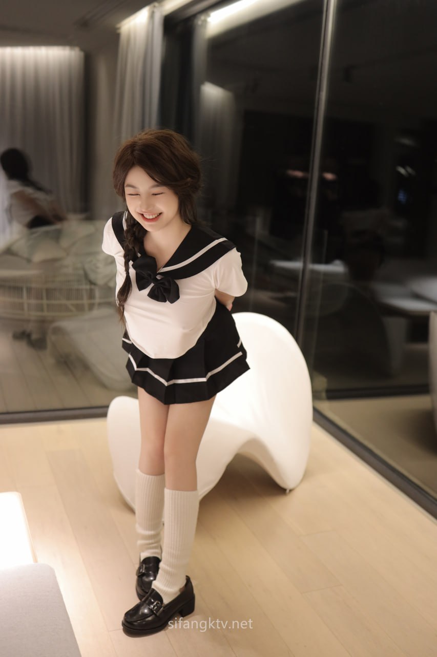 Shen Siyi - JK Innocent Schoolgirl