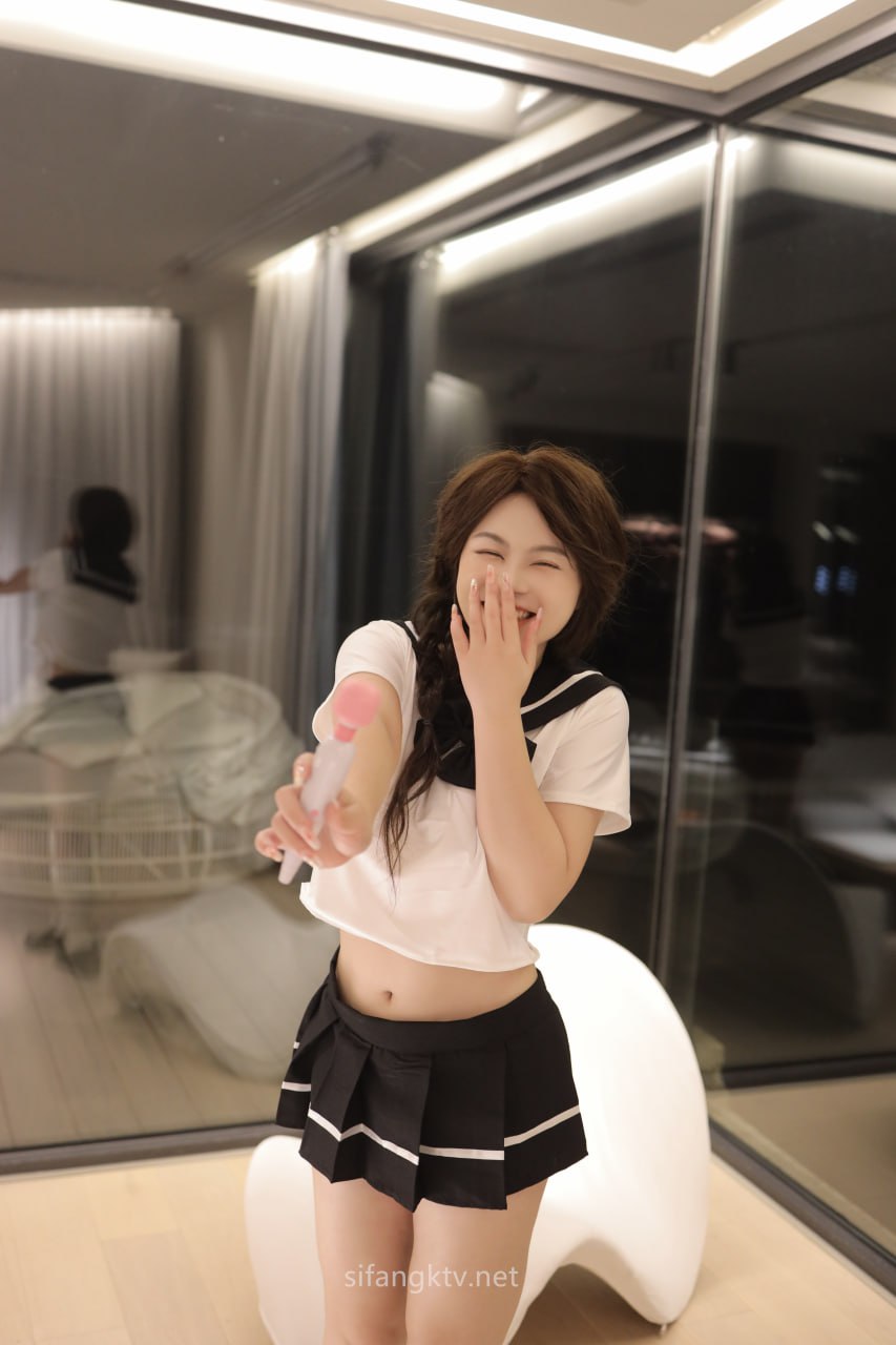 Shen Siyi - JK Innocent Schoolgirl