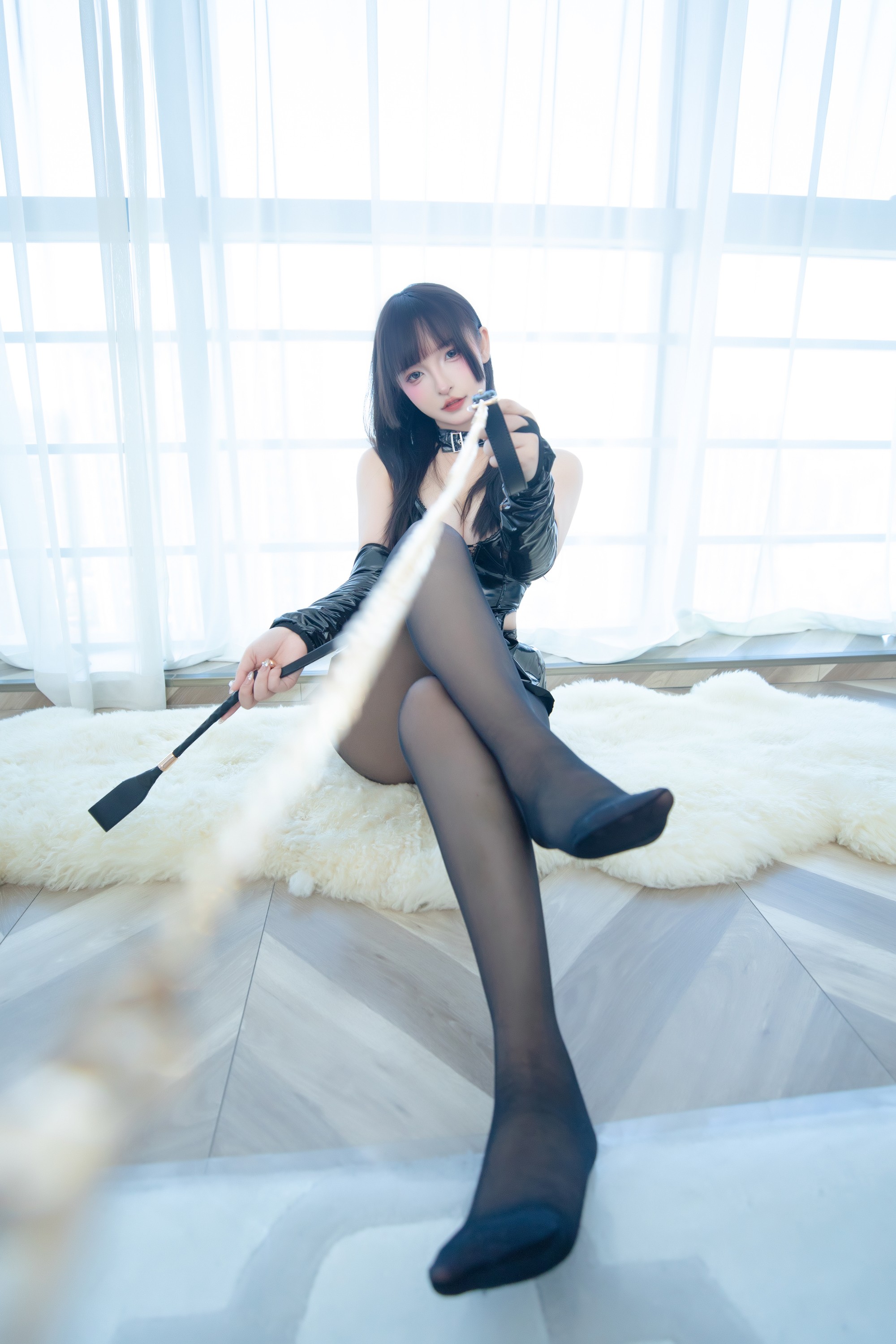 Shinzaka Makoto - Beautiful Foot Training 75P1V