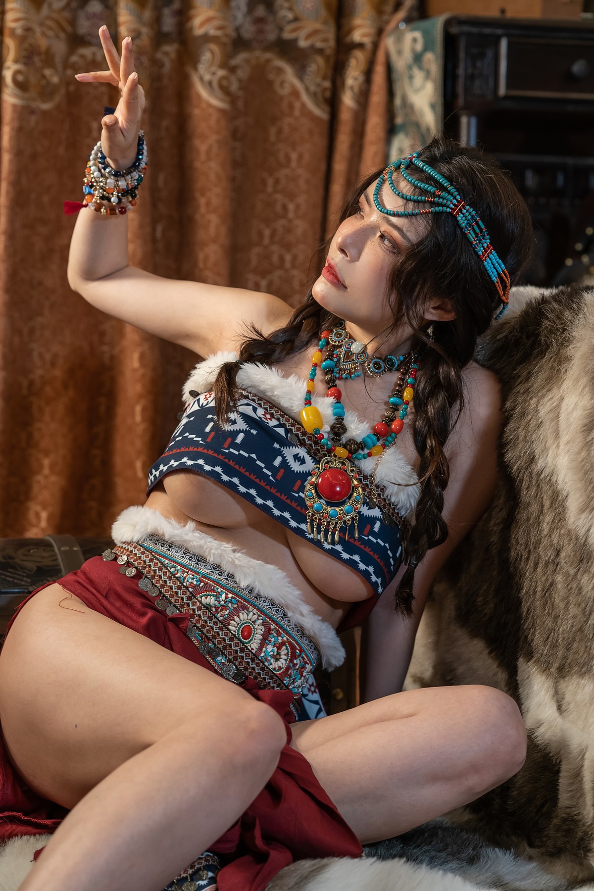 Cosplay Hạ Tiểu Thu Thu Thu, Cô Gái Có Nốt Tàn Nhang