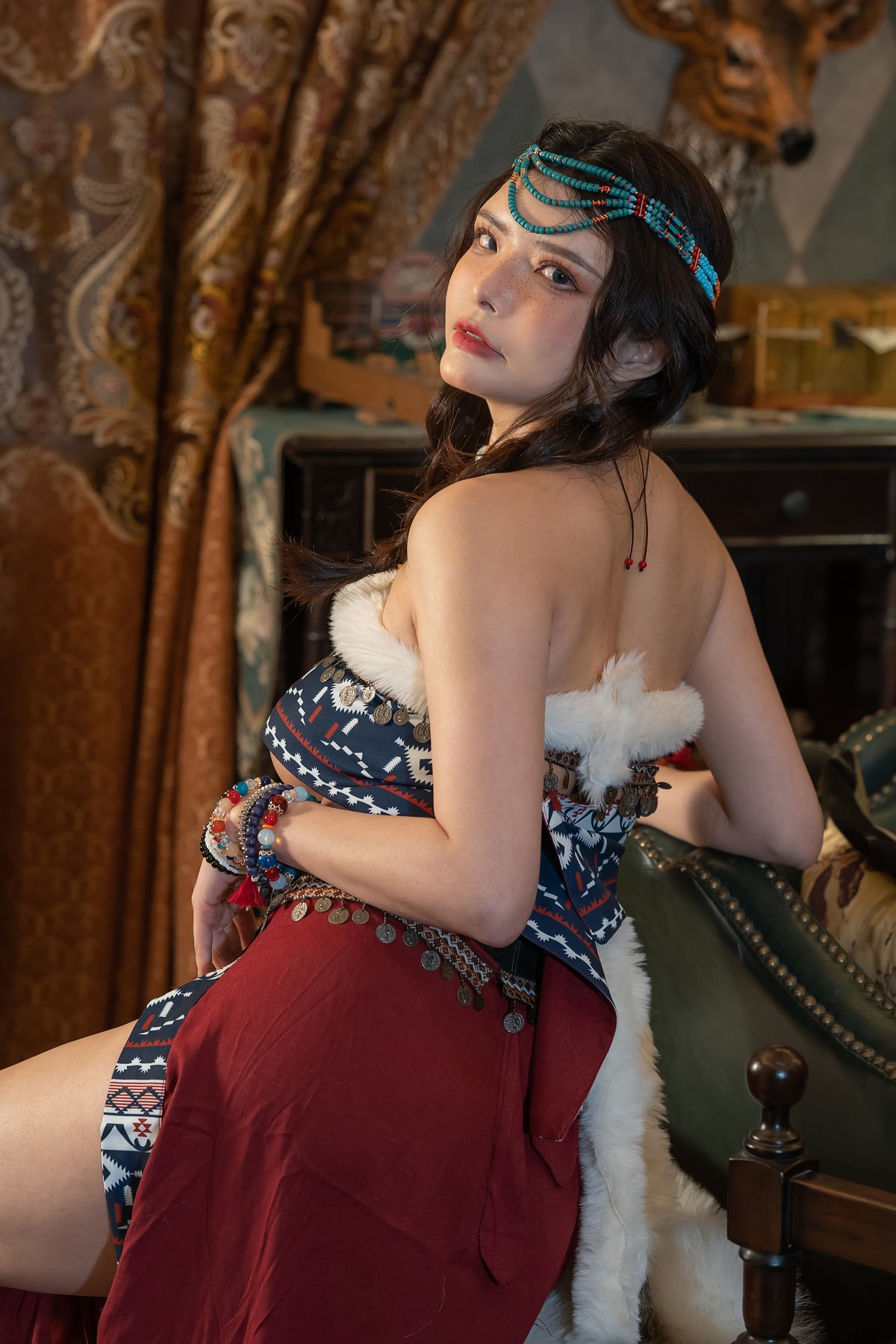 Cosplay Hạ Tiểu Thu Thu Thu, Cô Gái Có Nốt Tàn Nhang