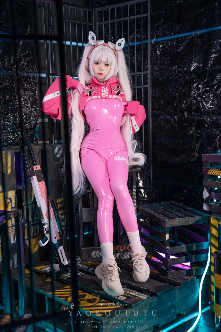 咬一口兔娘 咬人小小兔 - NIKKE 愛麗絲 cosplay
