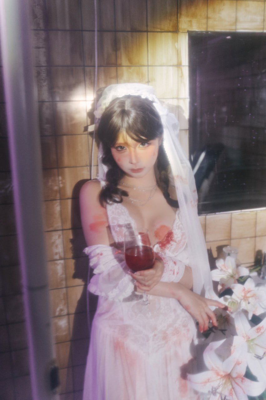cosplay Chun Mo Mo - Phế Xư Tân Nương