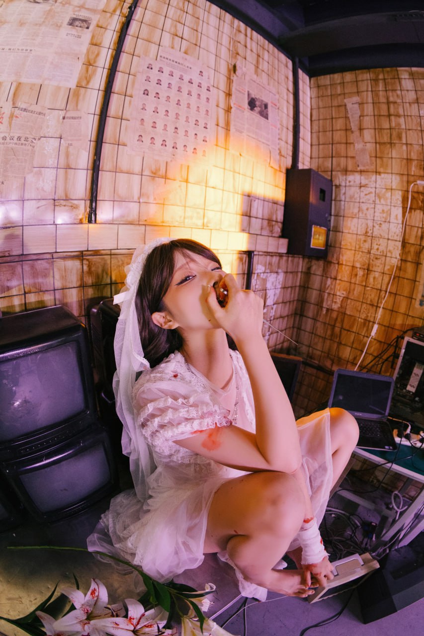 cosplay Chun Mo Mo - Phế Xư Tân Nương