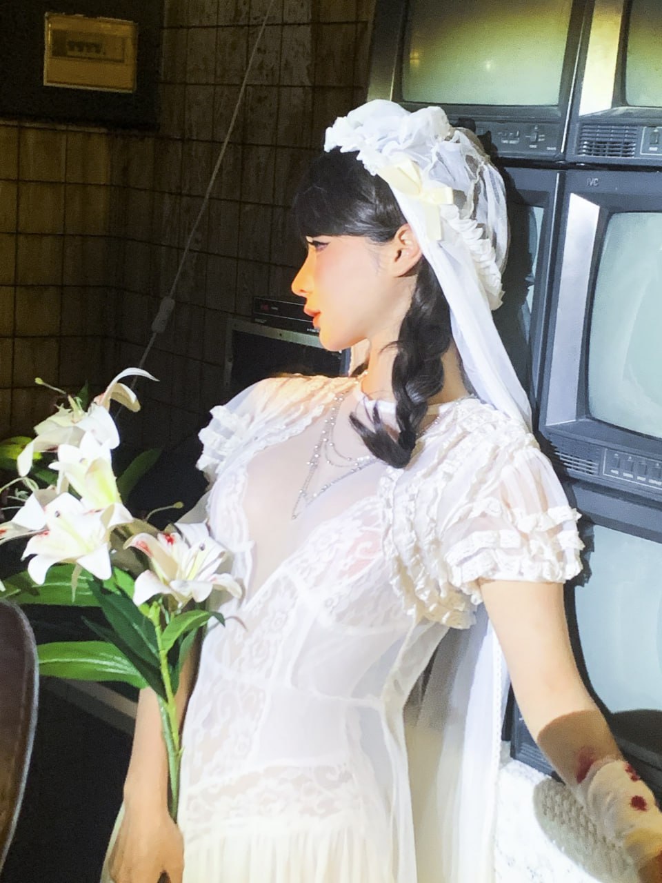 Cosplay Stupid Momo - Ruins Bride