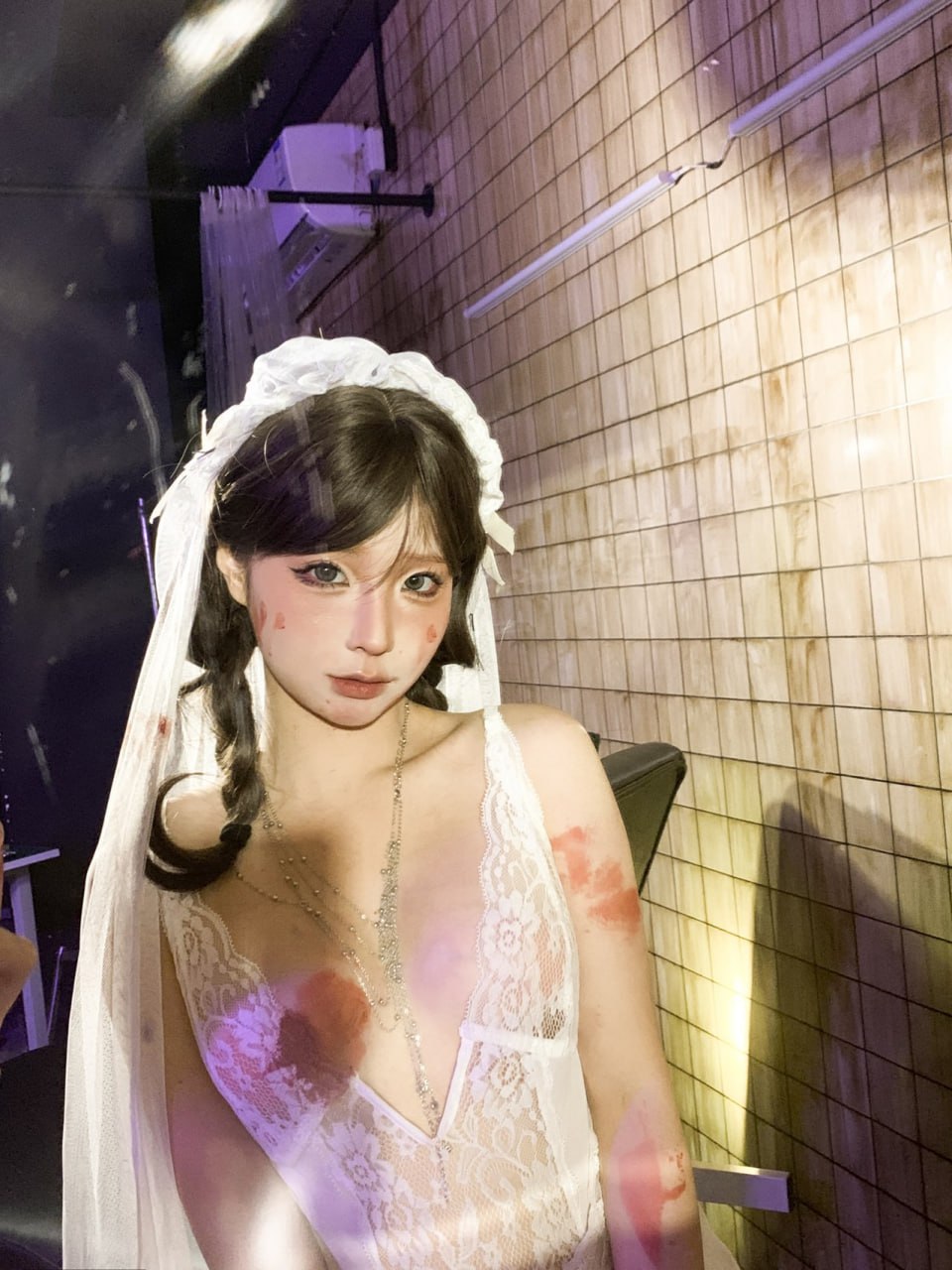 Cosplay Stupid Momo - Ruins Bride