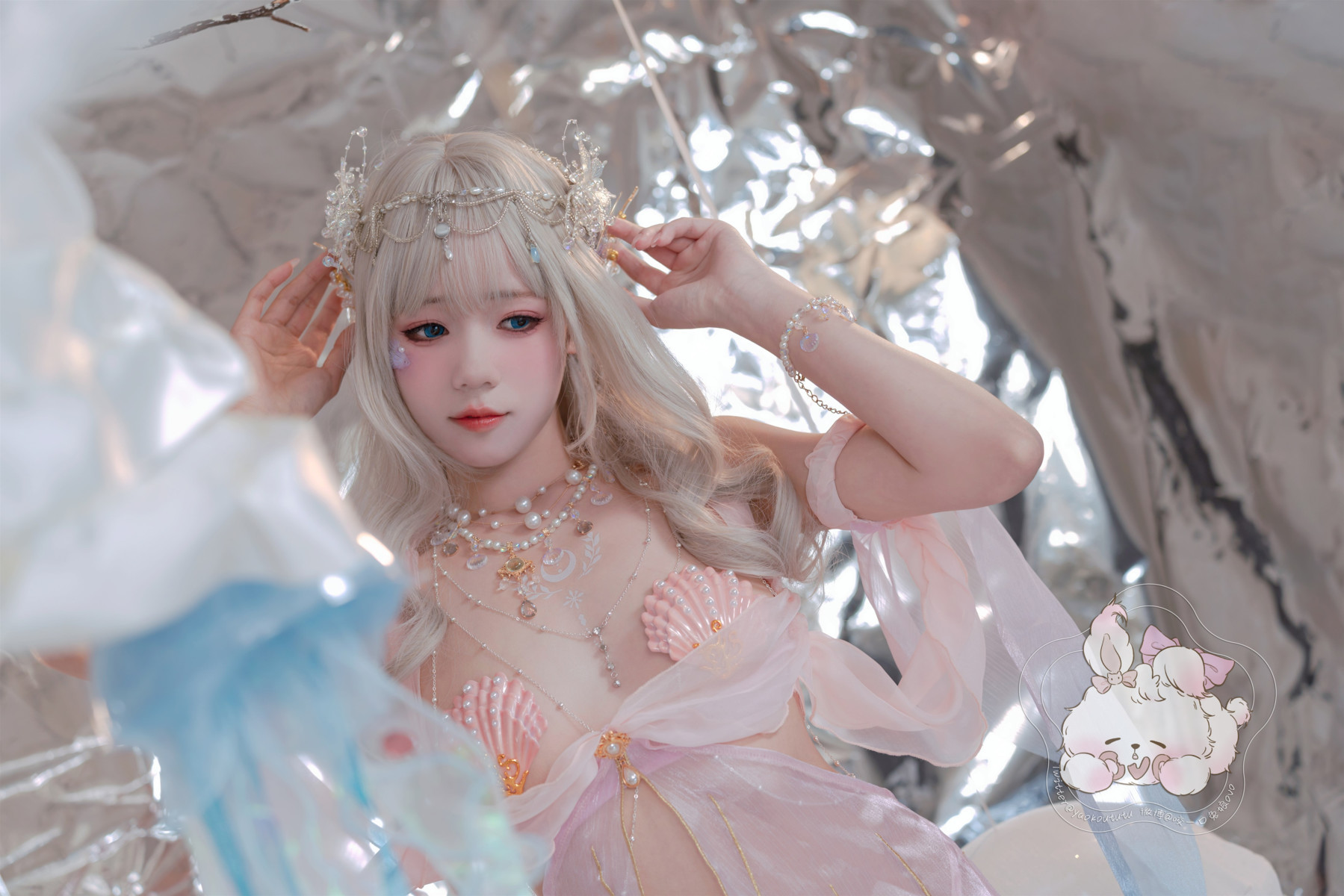 コスプレ 兎娘を一口かむ 海の娘 人魚 メルメイド