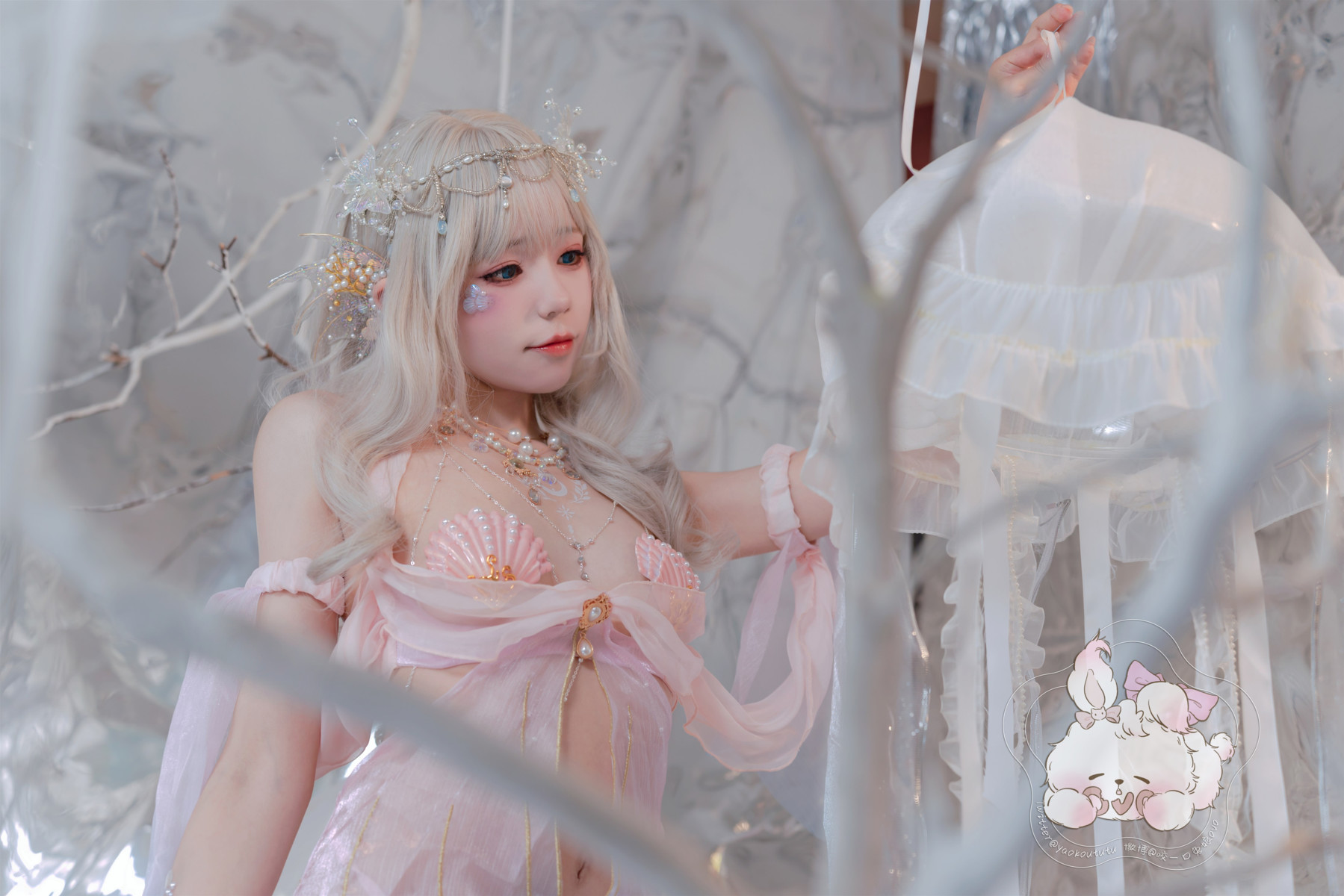 コスプレ 兎娘を一口かむ 海の娘 人魚 メルメイド