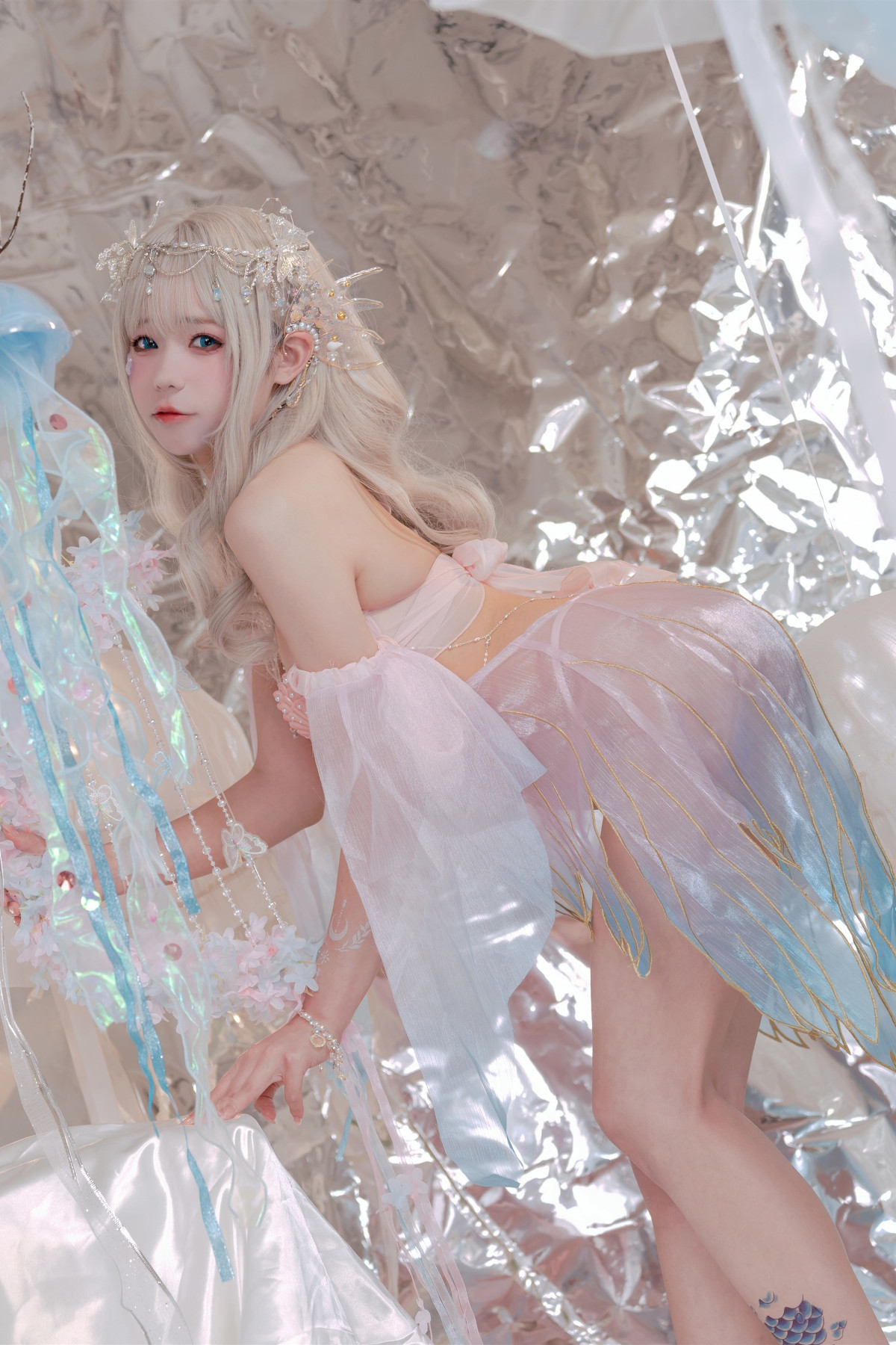 コスプレ 兎娘を一口かむ 海の娘 人魚 メルメイド