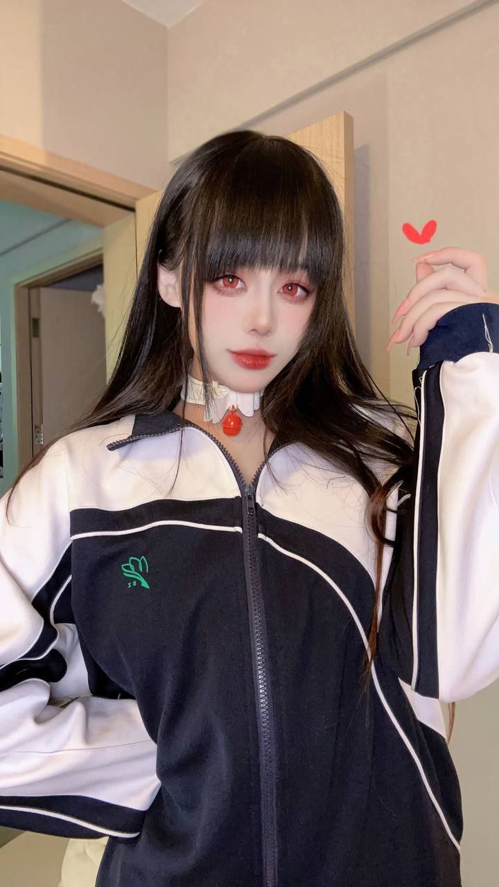 コスプレ 九言 - 白色の体操服