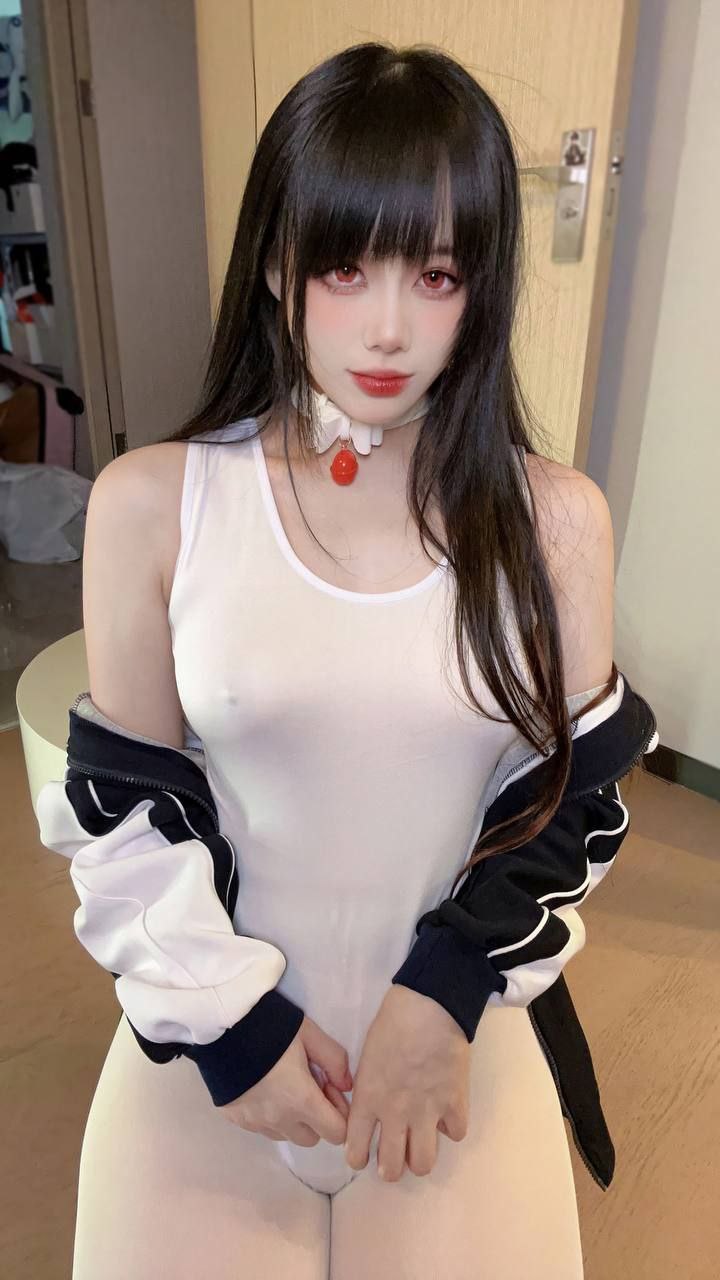cosplay Cửu Ngôn - áo thể dục màu trắng
