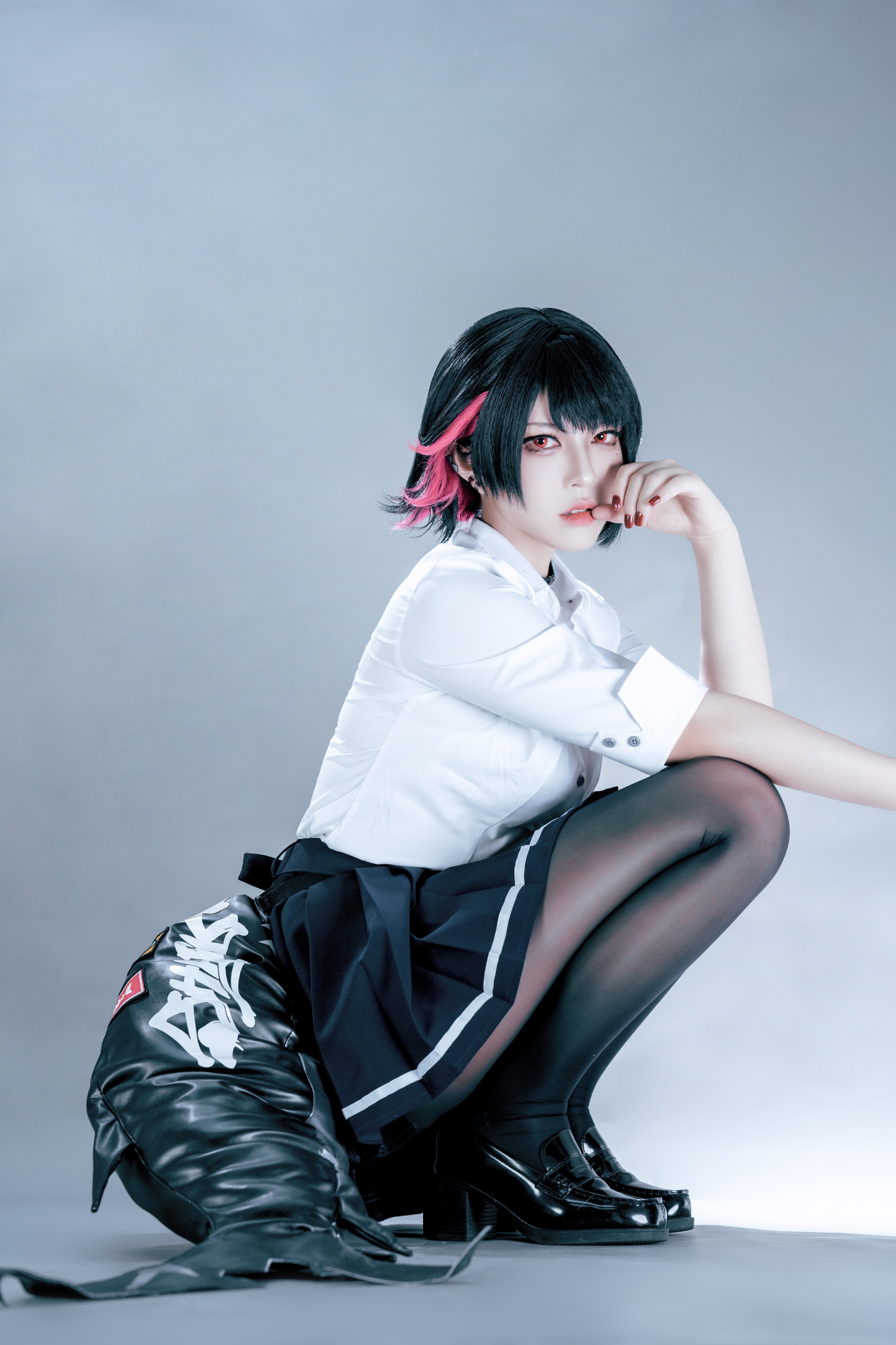 Ban Ban Zi Cosplay Shark Girl Zenless Zone Zero 48P