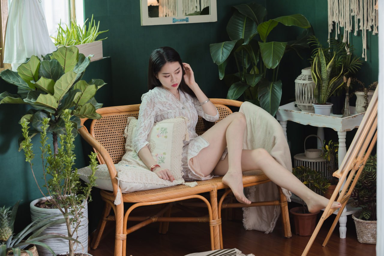 Sia不吃鱼 - 红色高跟 139P