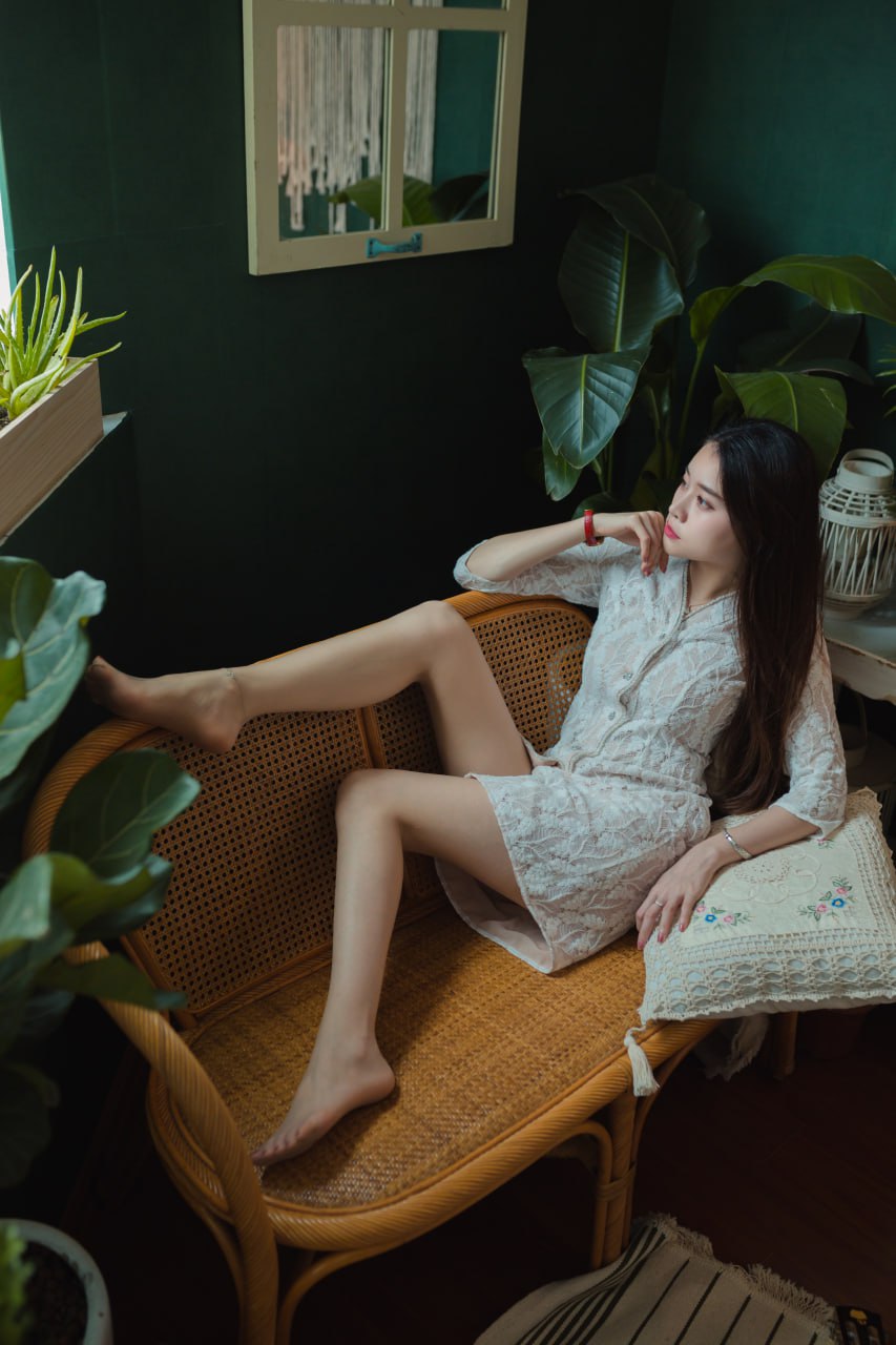 Sia不吃鱼 - 红色高跟 139P