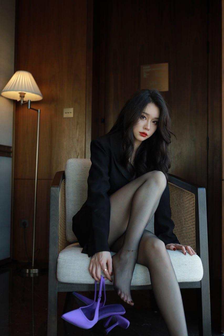 시아가 물고기를 먹지 않는다 - 검은 실크 옥발 88P1V