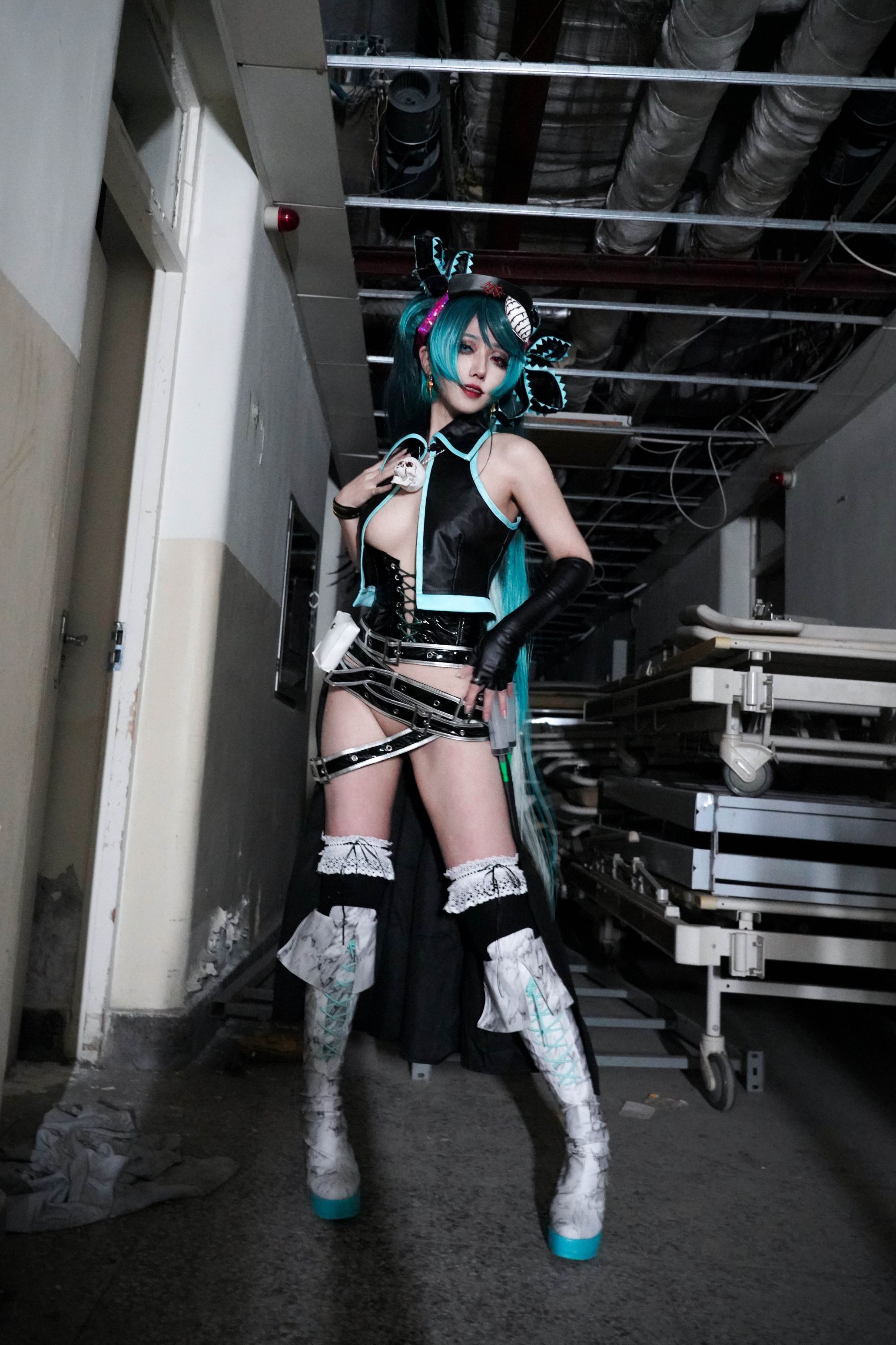 cosplay Giảo Nhục Cơ Walküre - Hài Âm Quân Nhân và Giấy Máy Bay