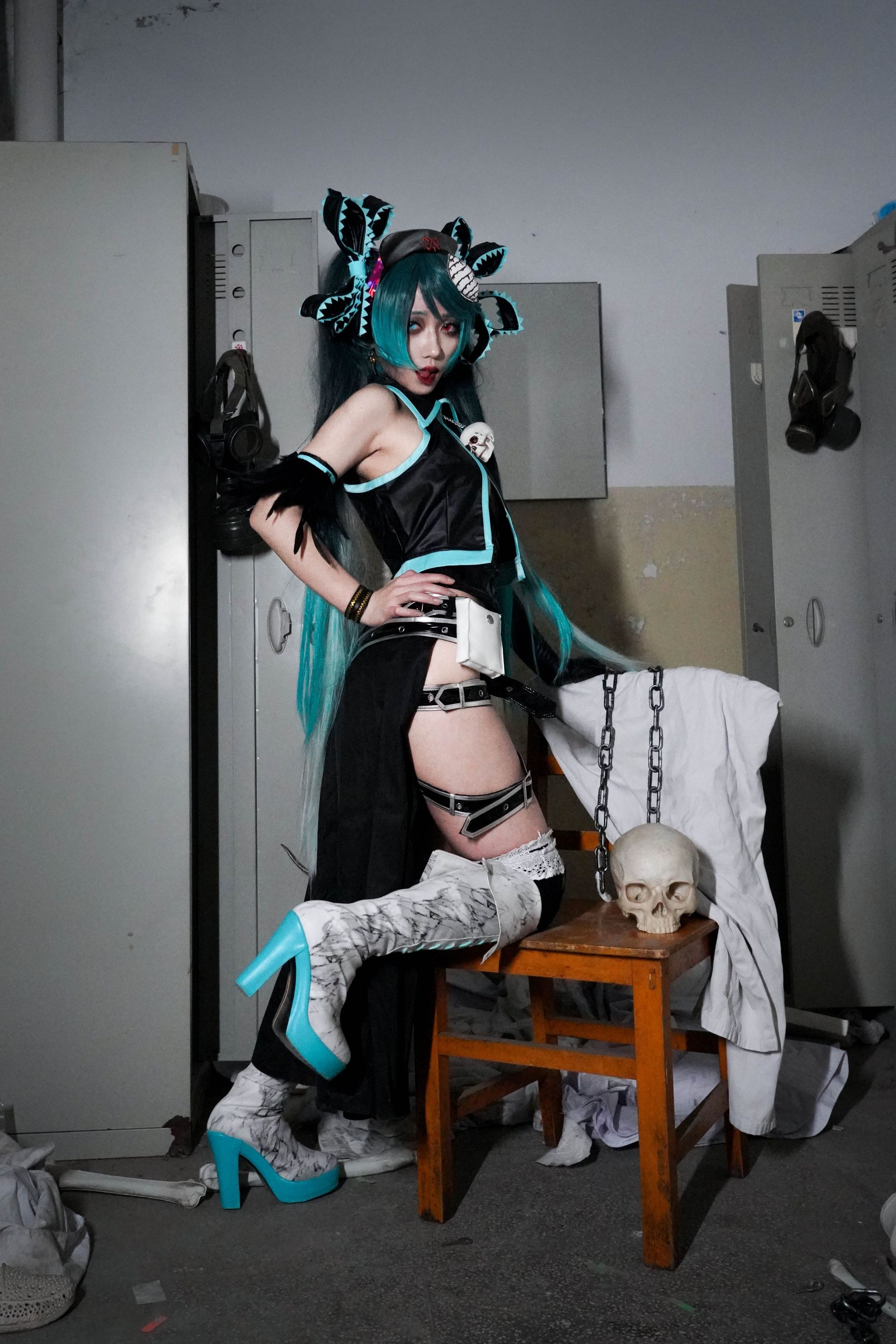 cosplay Giảo Nhục Cơ Walküre - Hài Âm Quân Nhân và Giấy Máy Bay