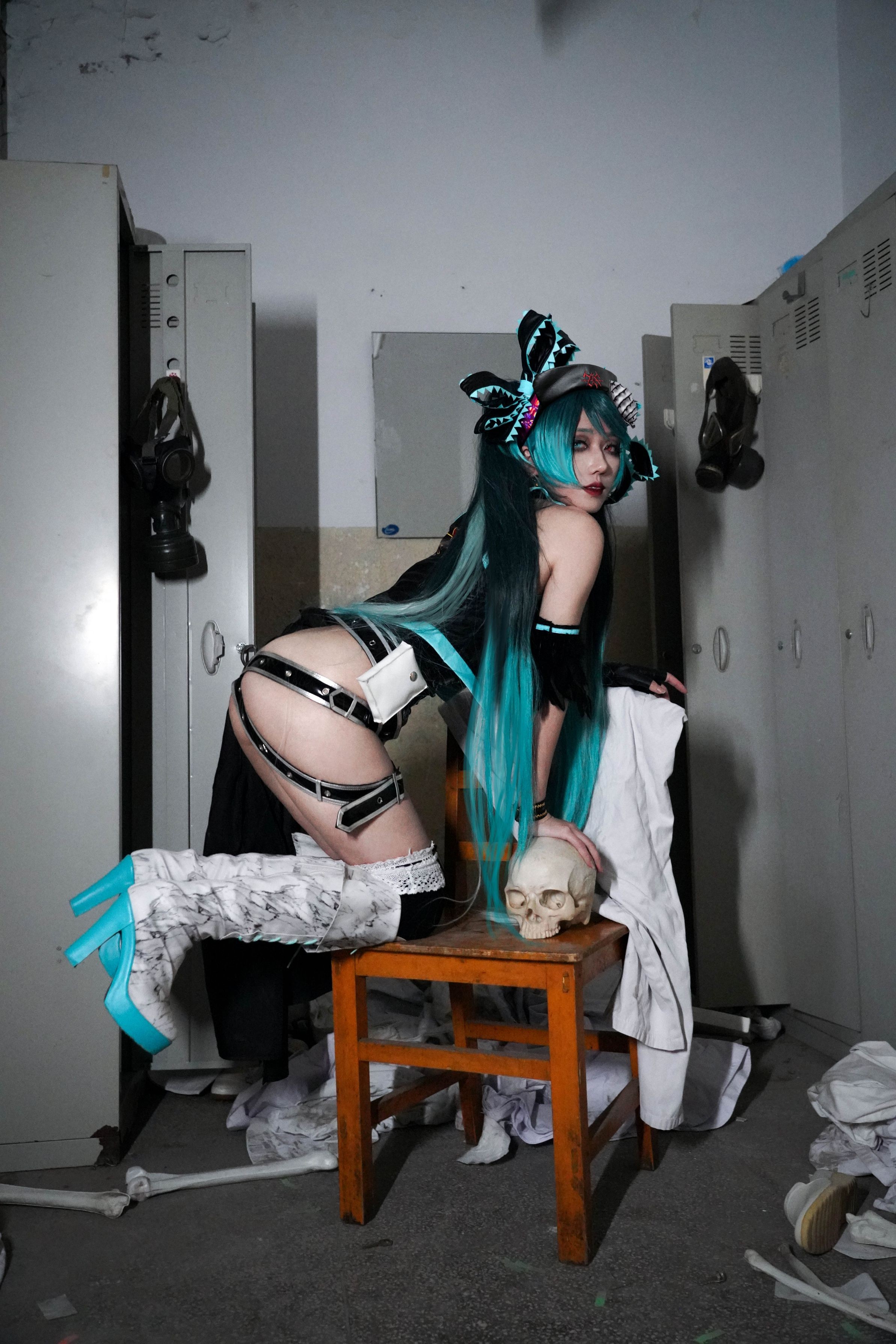 cosplay Giảo Nhục Cơ Walküre - Hài Âm Quân Nhân và Giấy Máy Bay