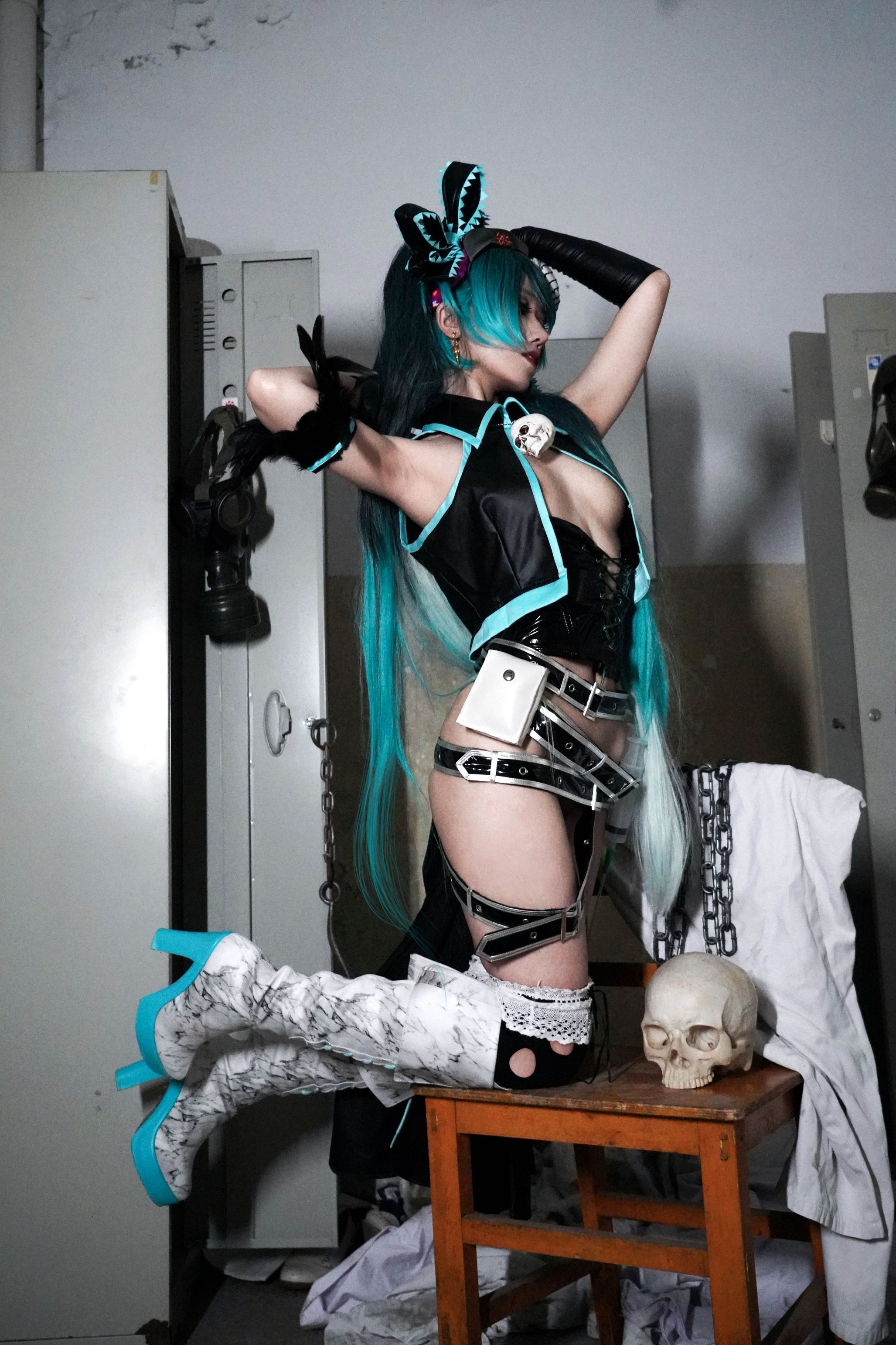 cosplay Giảo Nhục Cơ Walküre - Hài Âm Quân Nhân và Giấy Máy Bay