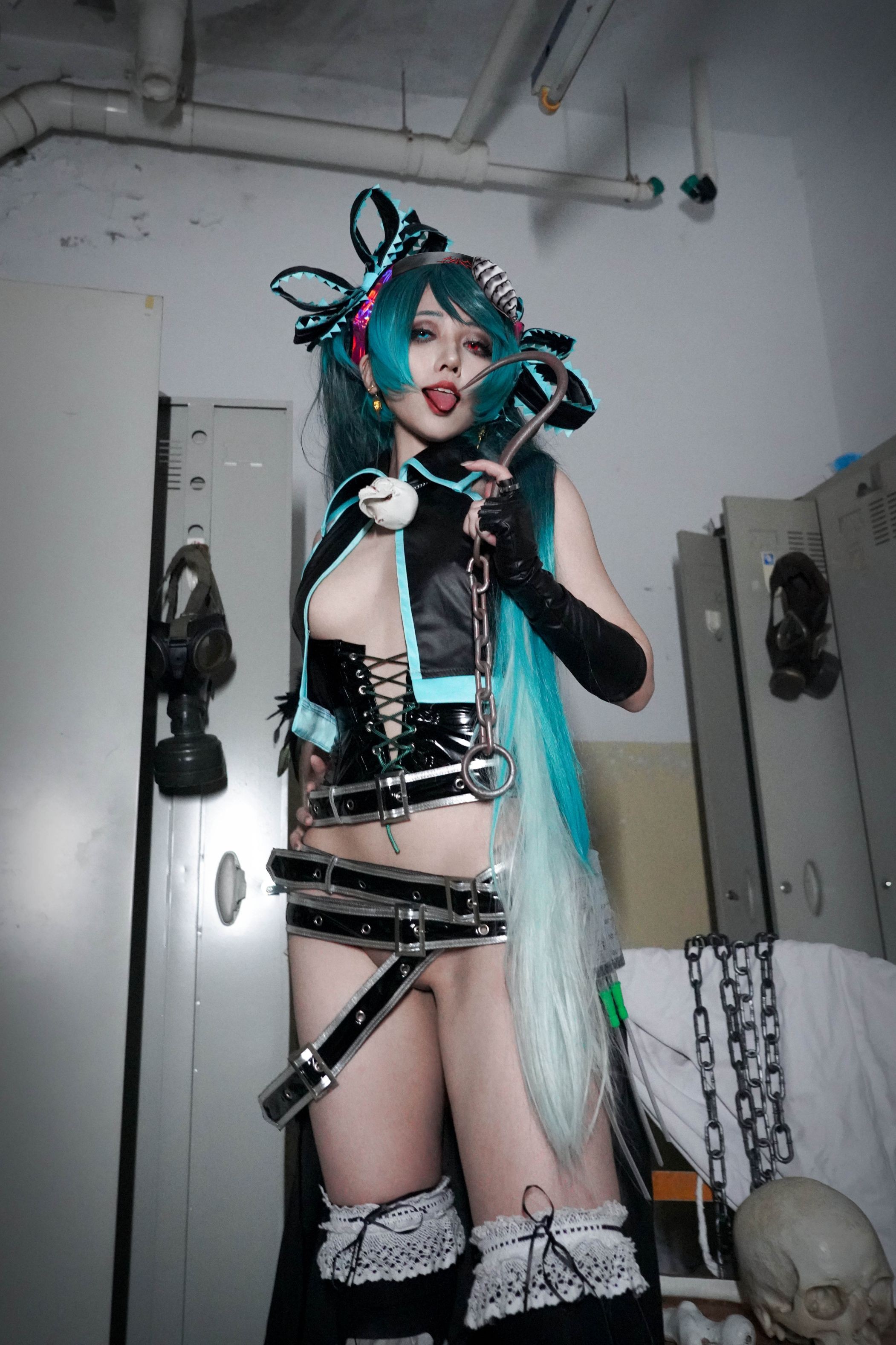cosplay Giảo Nhục Cơ Walküre - Hài Âm Quân Nhân và Giấy Máy Bay