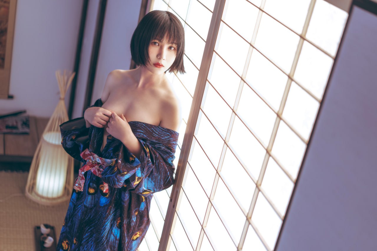 Gou Minh - Áo kimono chim công