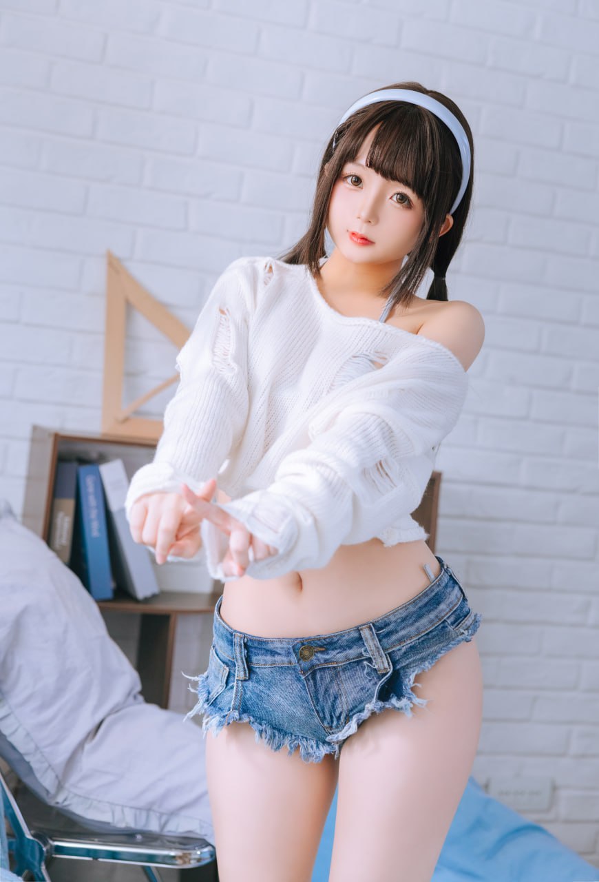 Hinajiao 奶娇日常 Photo Set