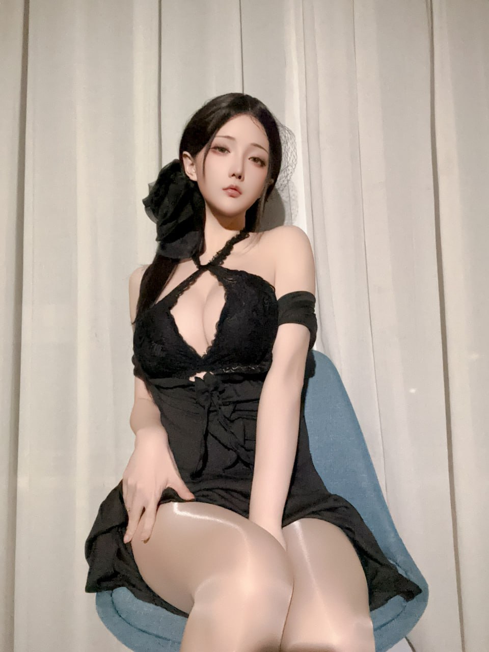 Bo anh Hoshilily August 2024 Plan G Widow Wife