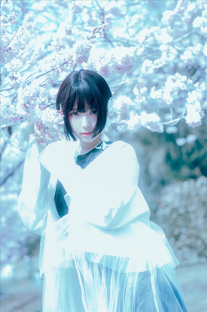 伊莉EE子 - 24年04月訂閱 (3套)113P