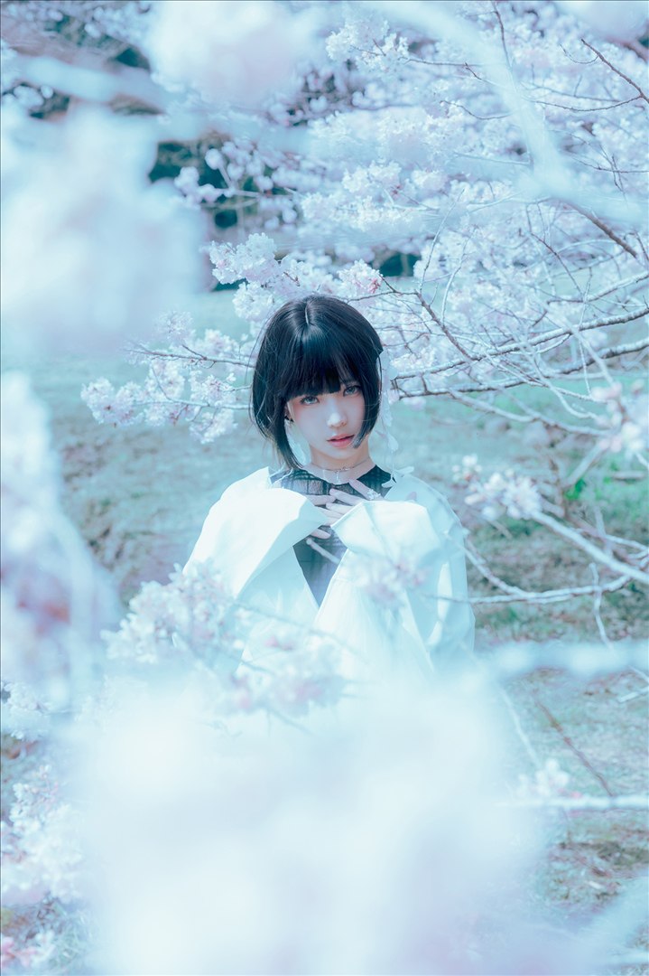 伊莉EE子 - 24年04月訂閱 (3套)113P