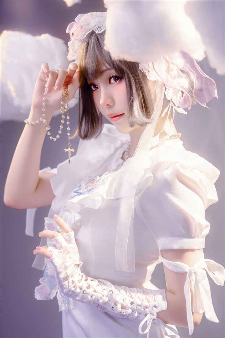 伊莉伊子 - 雲朵夢境
